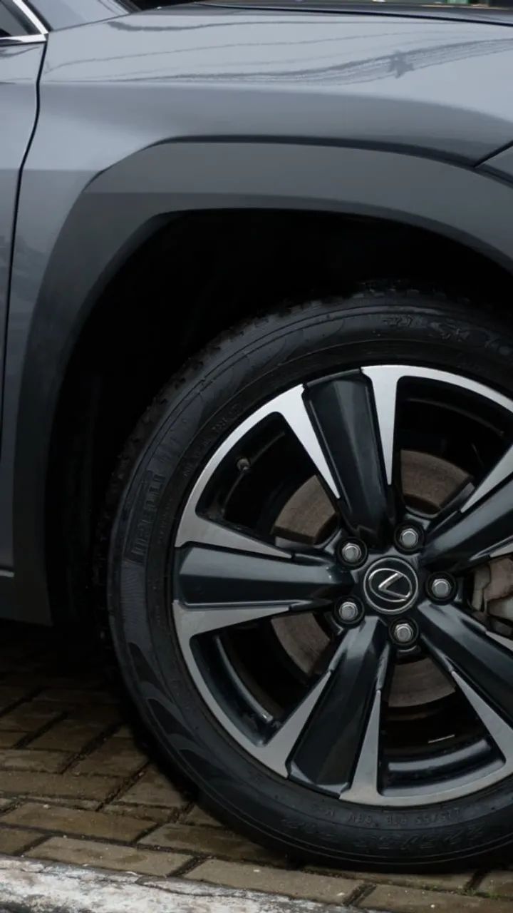 Lexus UX-250h Dynamic 2.0 16V Aut.(hybrid), foto 3 de 18