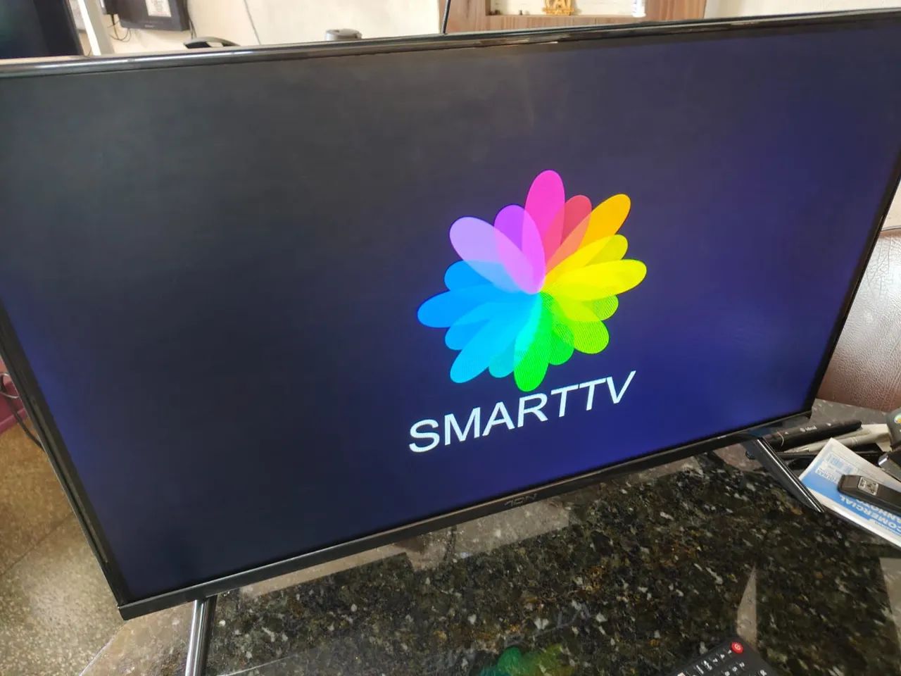 Tv SMART 32 polegadas com a rack - Foto 4