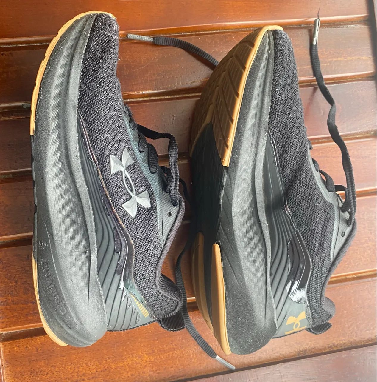Tênis Under Armour Charged Wing SE  - Foto 3