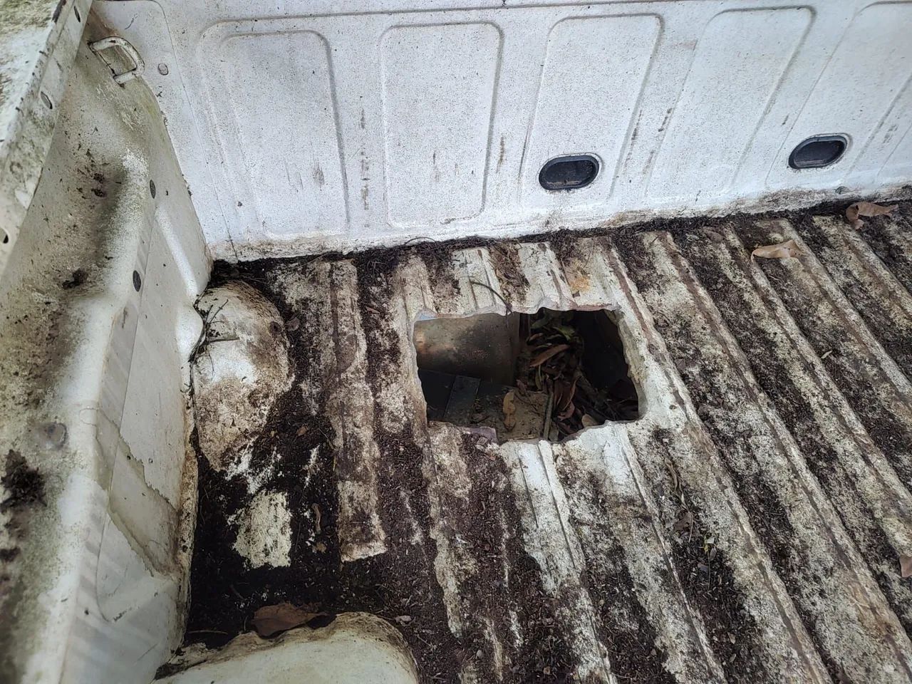 Vendo caçamba S10  - Foto 3