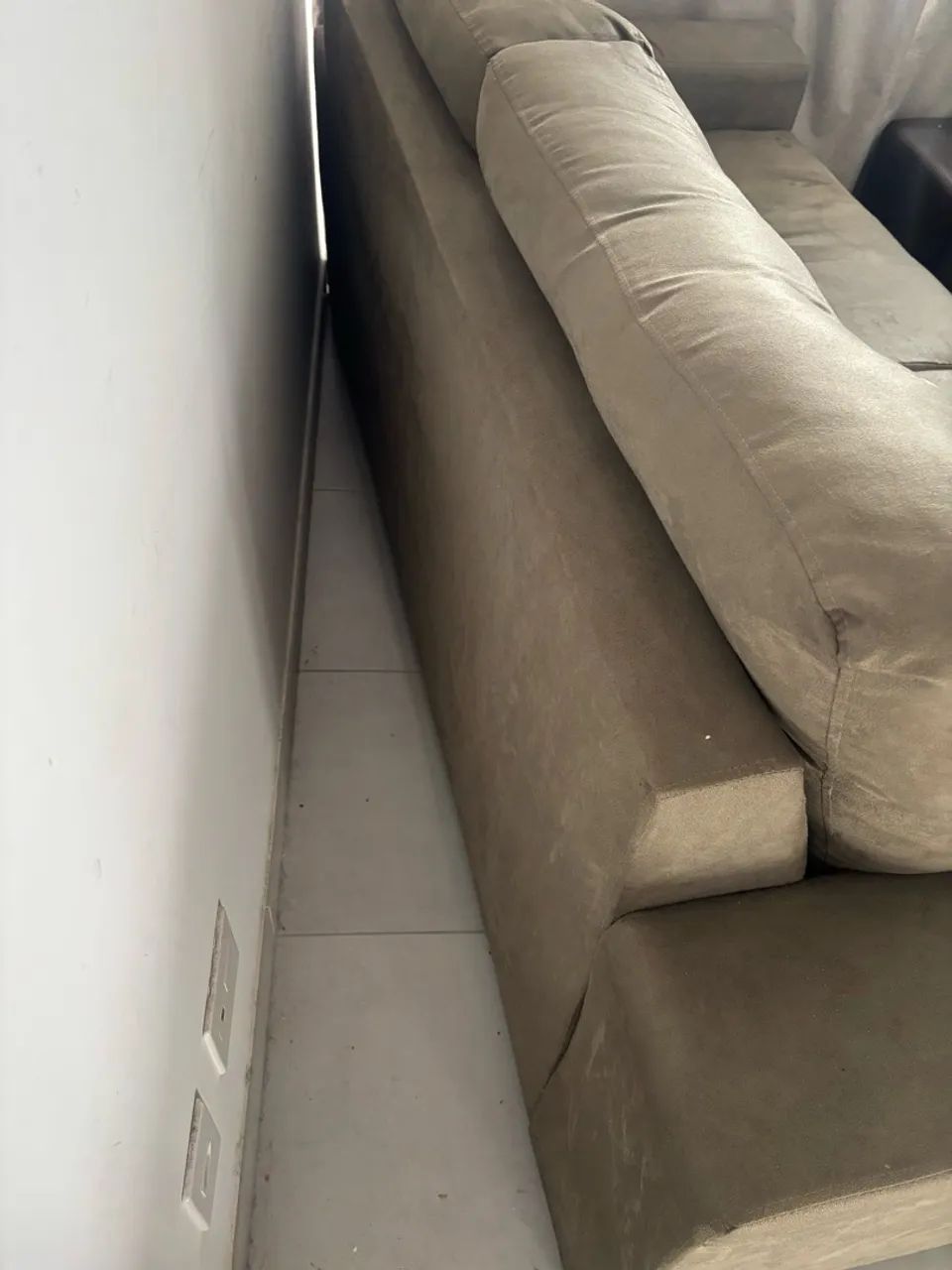 Sofa 3 Lugares semi novo - Foto 4