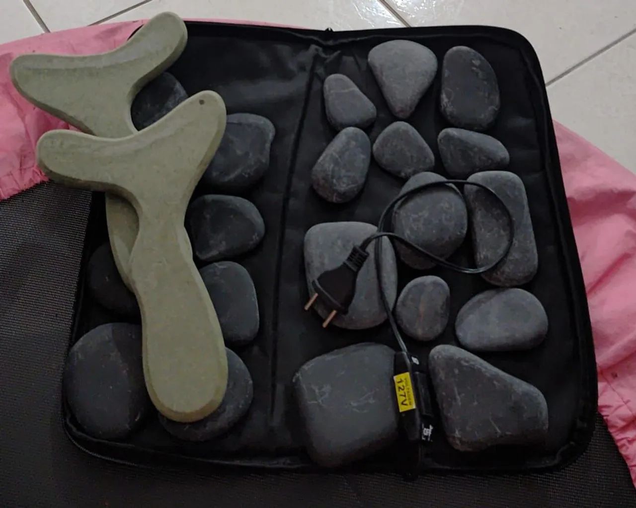Bolsa pedras quente para massagem.