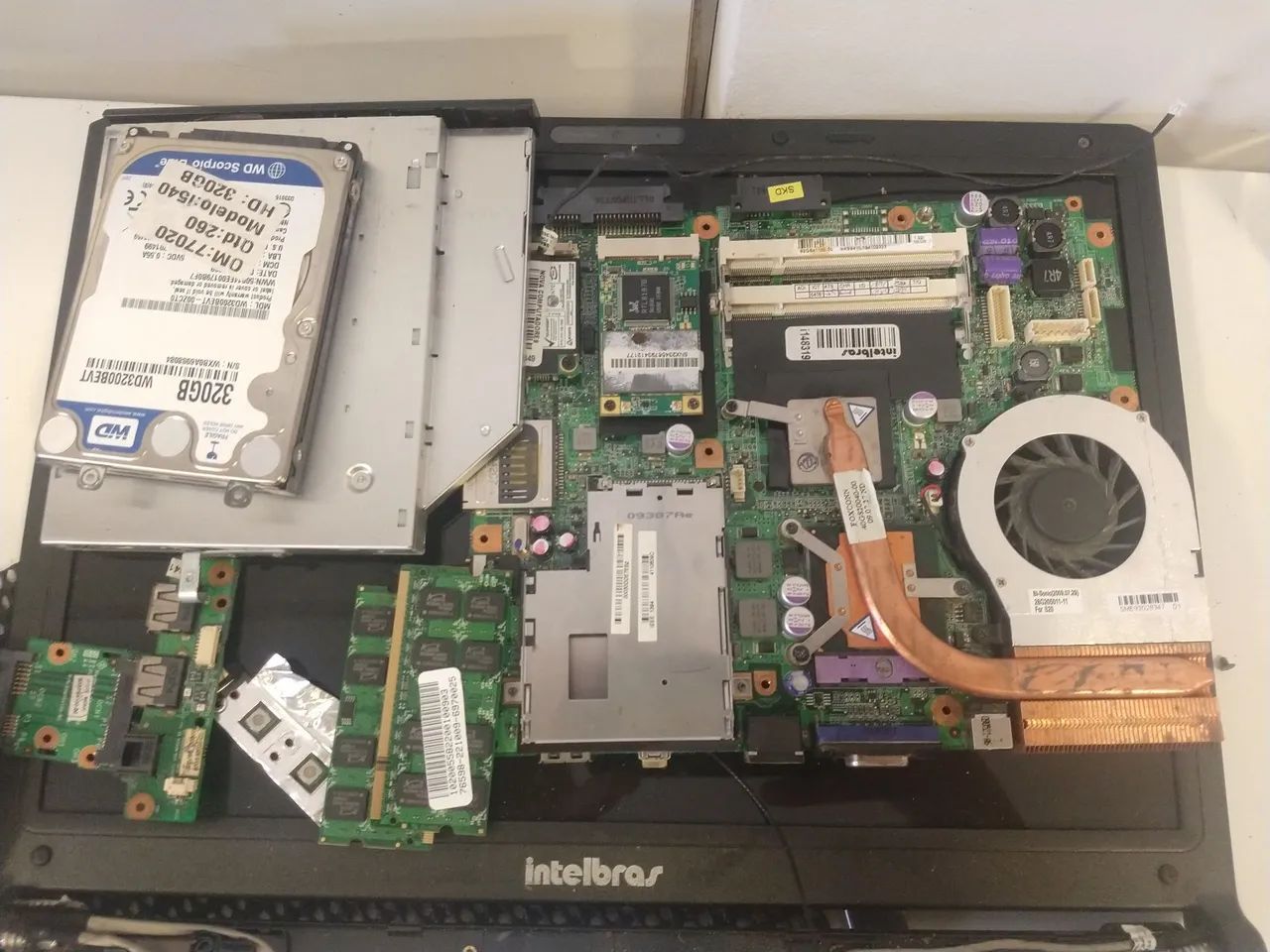 Carcaça de notebook Intelbras  - Foto 2