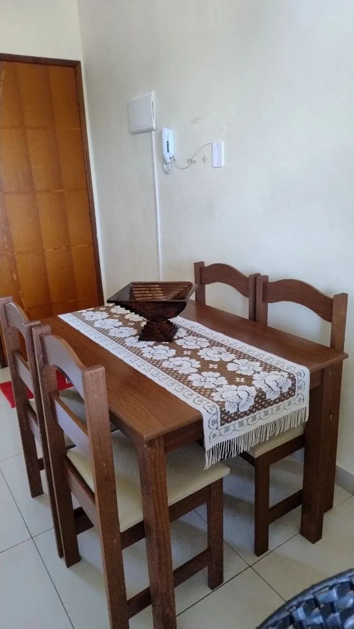 MESA MADEIRA/ 4 CADEIRAS - Foto 4