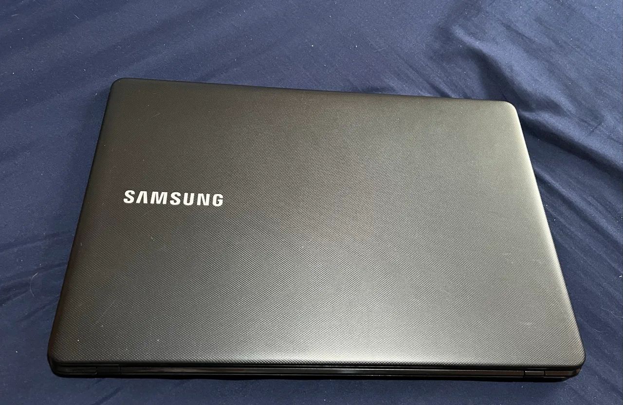 Notebook Samsung NP300E5K - Intel Core i3 - Ótimo Estado - Foto 5