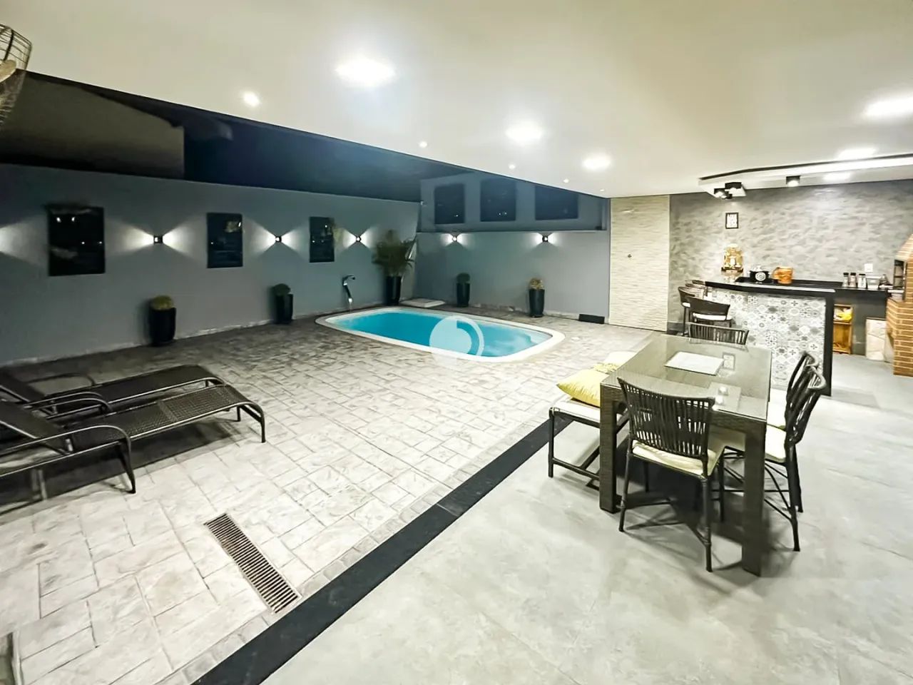 Casa com piscina no Residencial Furlan REF: 197 - Foto 5