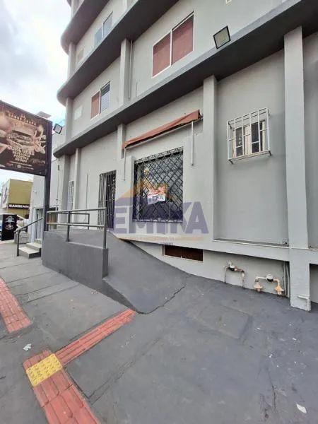 Comercial/Industrial com 2 sala(s) no bairro Quilombo em Cuiabá - MT - Foto 5