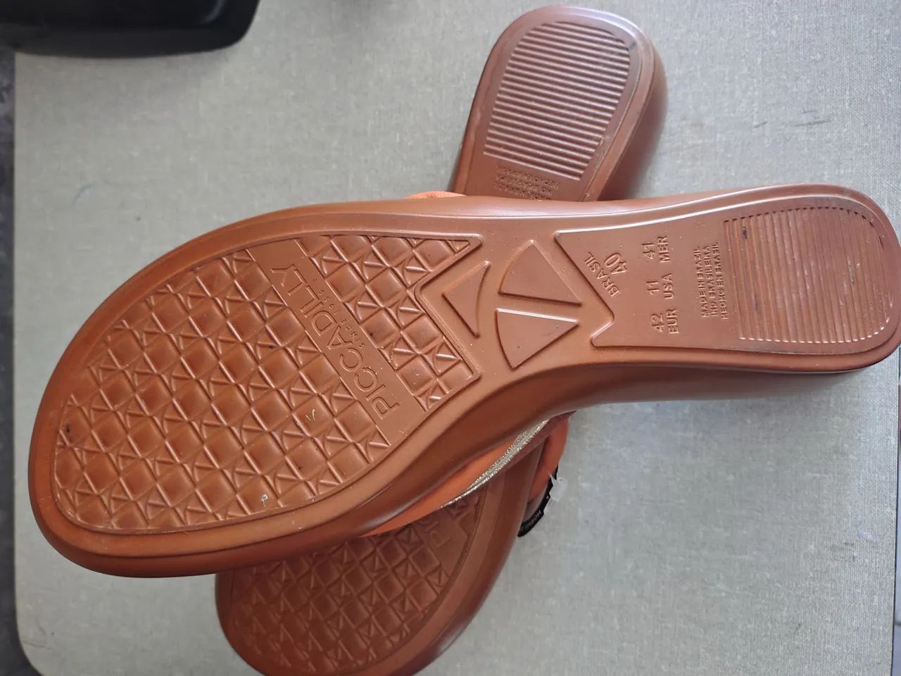 Sandália nova - Foto 2