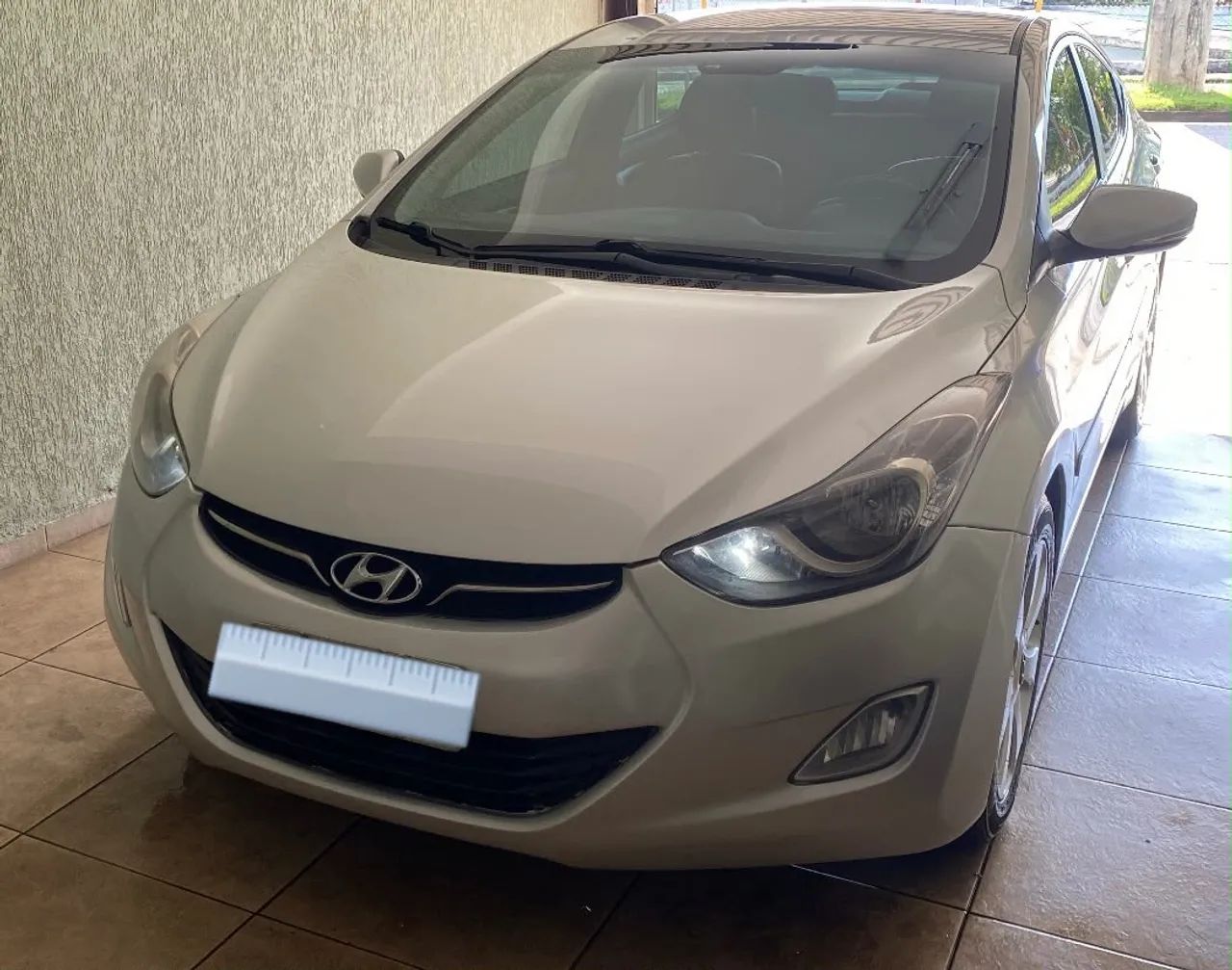 Hyundai Elantra Elantra GLS 1.8 16V Aut. 2013