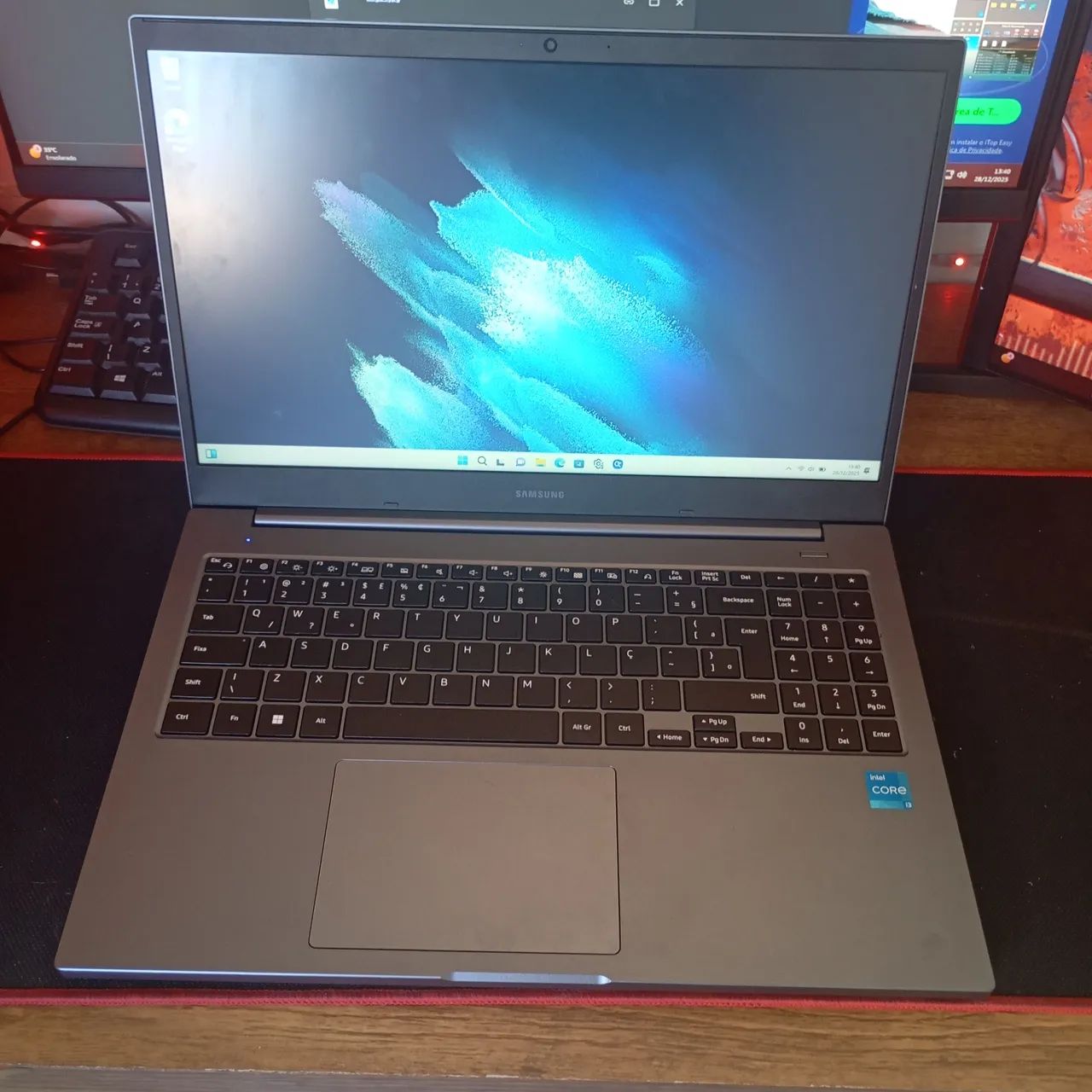 Notebook Samsung Book NP550XDA Intel Core i3 1115G4 4GB RAM - Foto 2