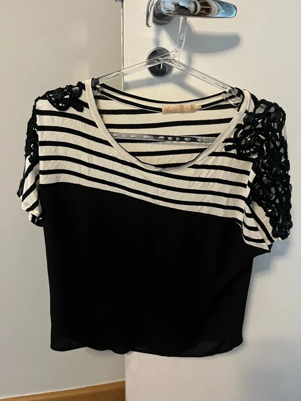 Blusa Mob tamanho P 
