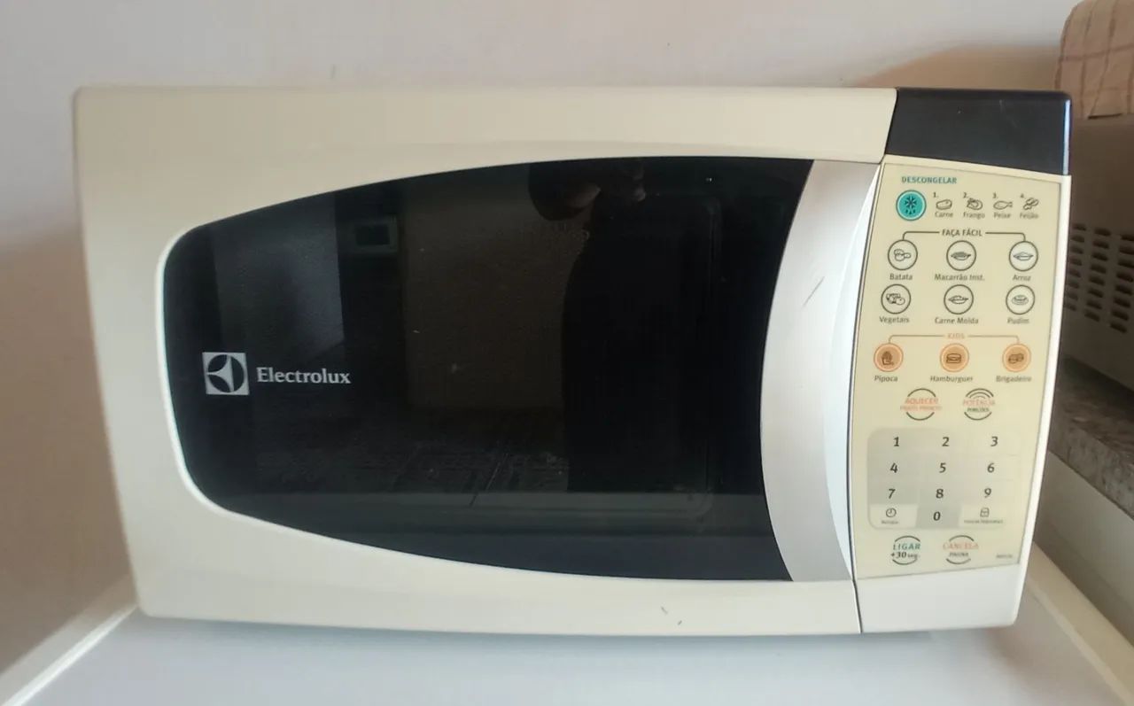 MICRO ONDAS ELECTROLUX 20 LITROS - Foto 2