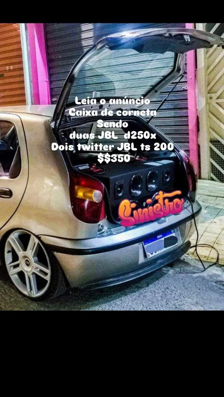Vende se caixa de corneta 