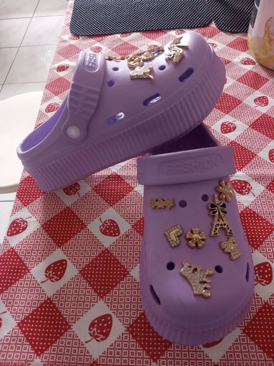 Crocs 