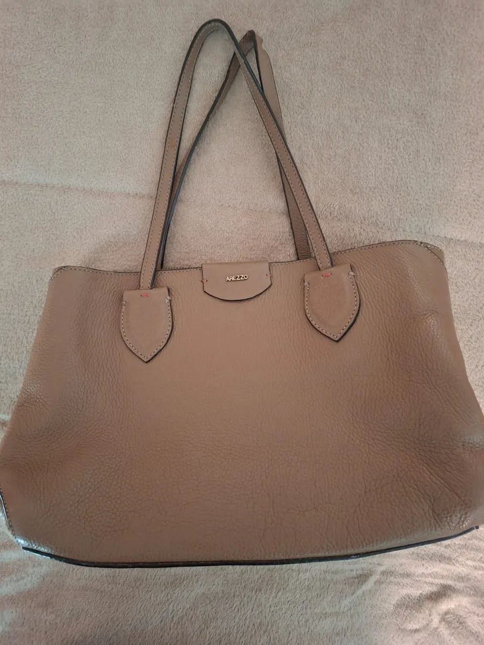 Bolsa arezzo usada 