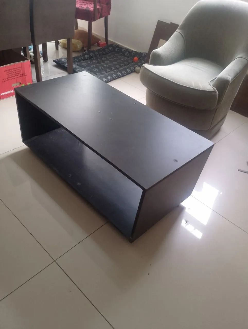 Mesa de centro preta com rodinhas  - Foto 3