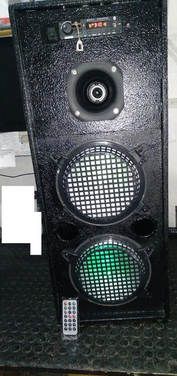 CAIXA DE SOM ATIVA COM BLUETHOOT E CONTROLE - Foto 5