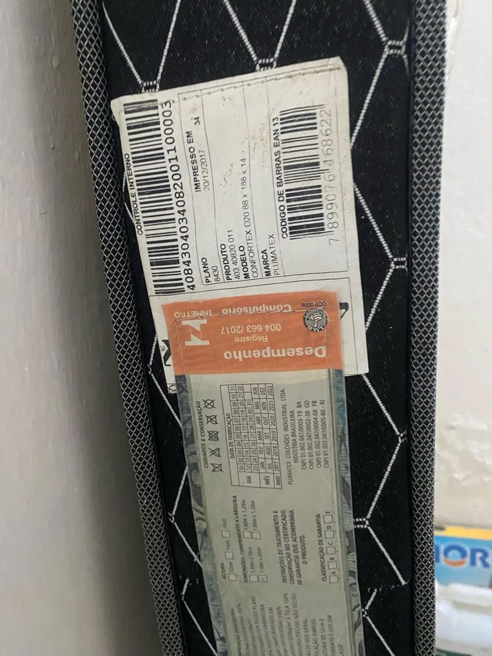 Vende-se colchão de solteiro - Foto 4