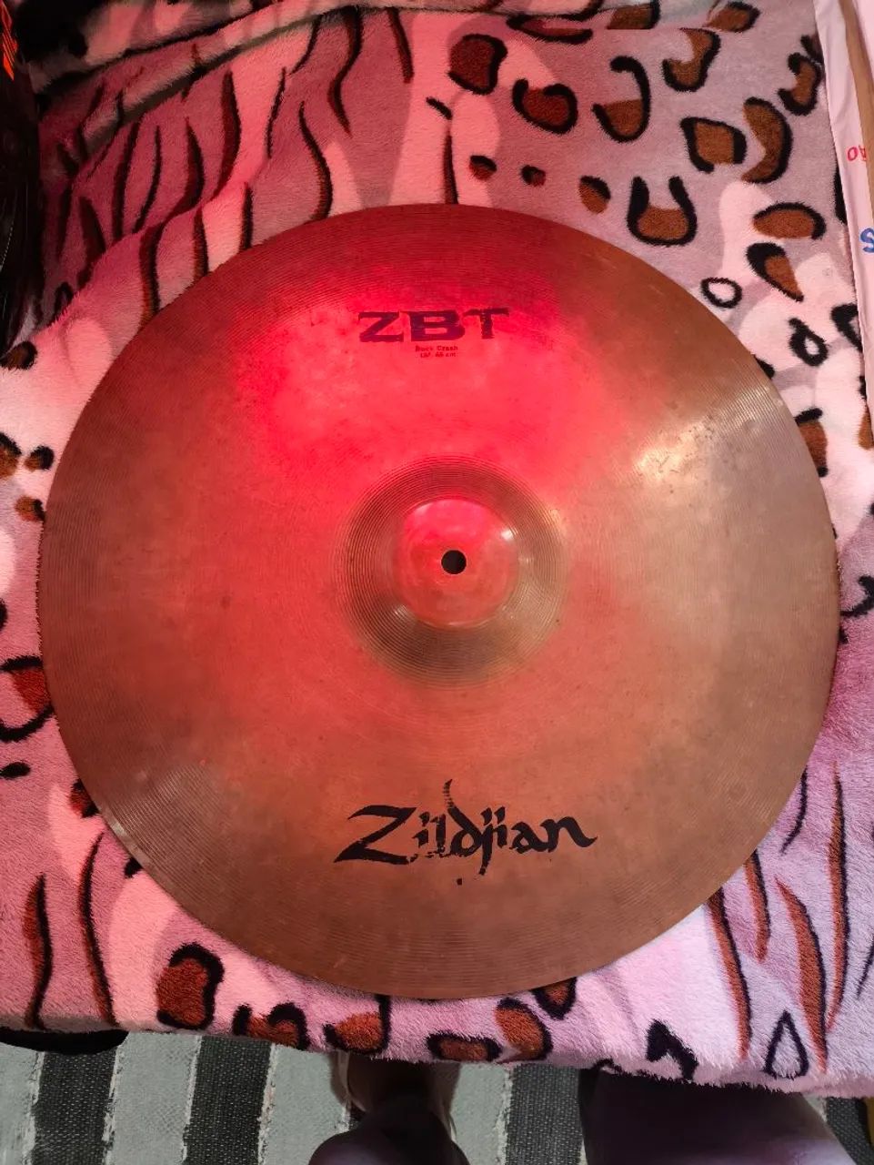 Zildjan Rock crash ZBT 18 polegadas 