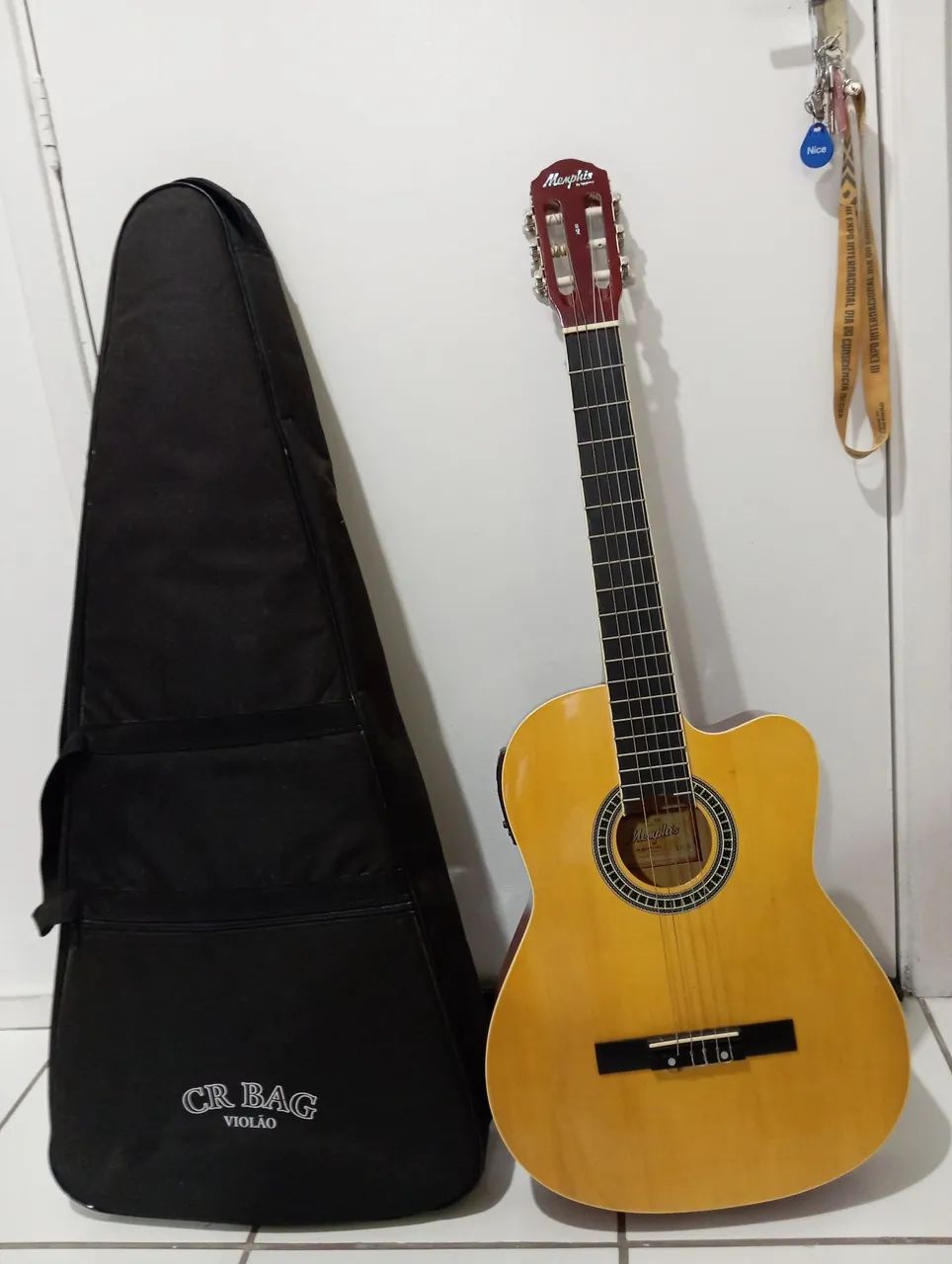 Violão nunca foi usado