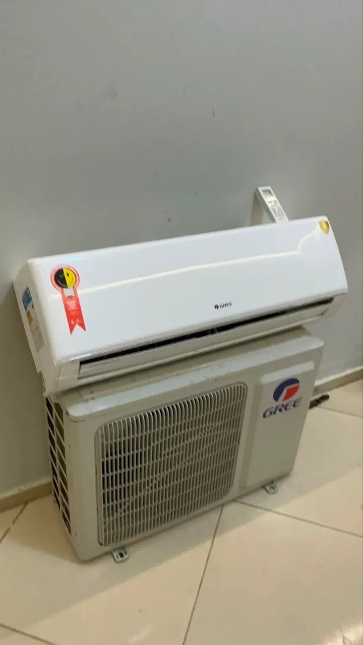 Ar-Condicionado Gree -12mil BTUs convencional (Instalado)
