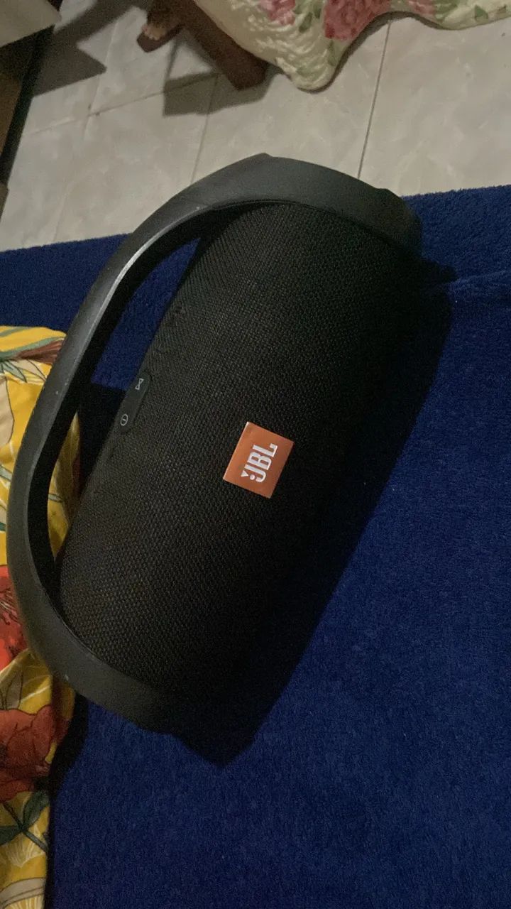 Vende-se caixinha jbl 
