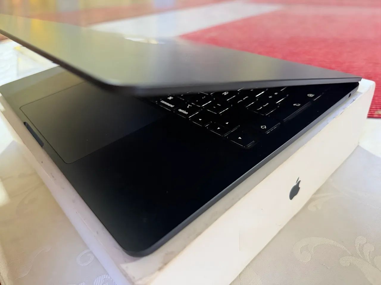 Macbook Air M3 Midnight - Foto 2