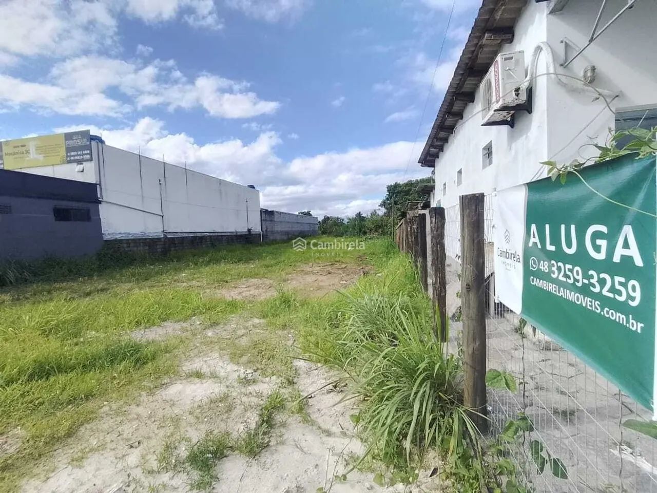 Terreno de 798 m2 Próximo a BR