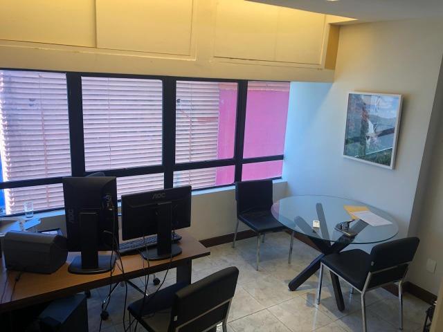 Excelente Sala de 28m² no André Guimarães! Venha trabalhar na Av. Tancredo Neves!