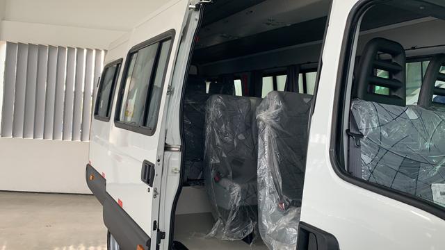 IVECO Daily Minibus 55C17 18+1 - Foto 4
