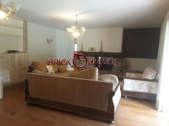 Excelente sítio com área de 10 mil m² com casa principal, casa de caseiro e área de lazer. - Foto 17