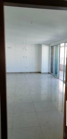 Apartamento com 237m², Meireles, 4 Suítes, 4 vagas - Foto 8