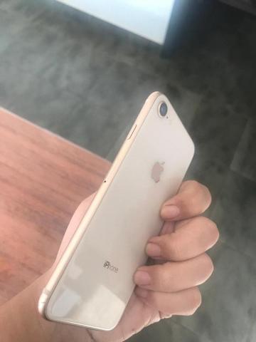 IPhone 8 - 64gb - Foto 2