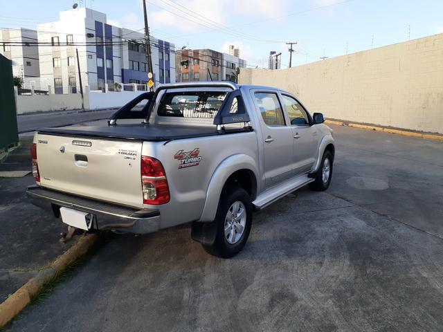 Hilux Srv automática( 2014-2014). Carro espetacular - Foto 3