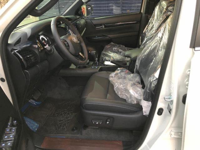Toyota Hilux SRX 2.8 Branco Perola 2020 0KM - Foto 12
