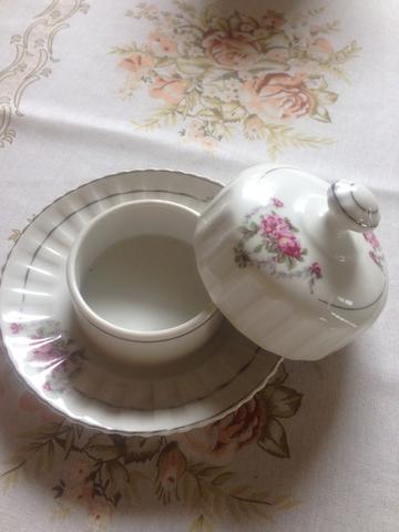 Manteigueira porcelana retrô - Foto 2