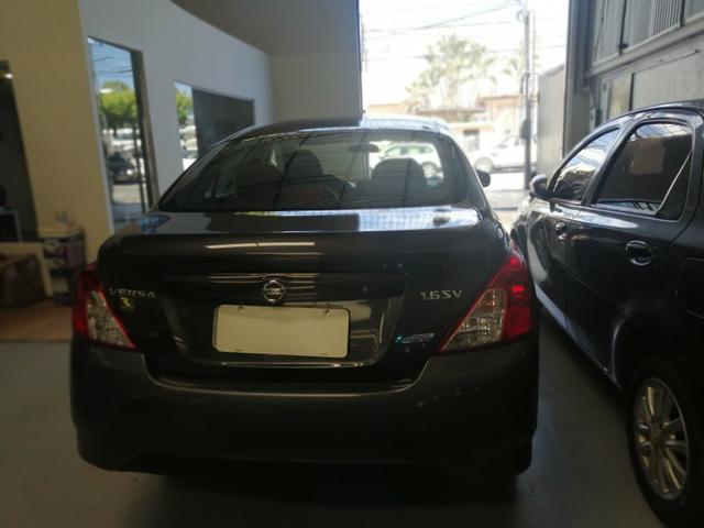 Nissan versa 1.6 Aut cvt - Foto 2