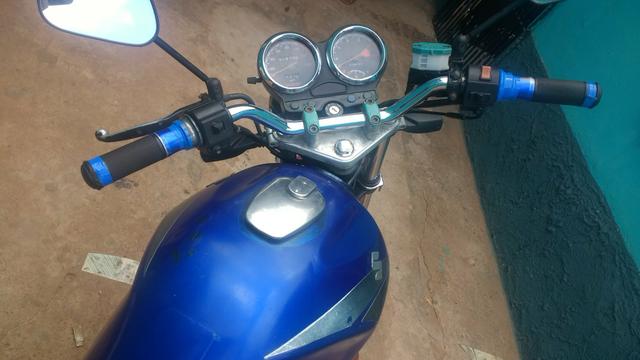 Suzuki yes 125 vendo! leia o anuncio antes de chama! Moto boa!