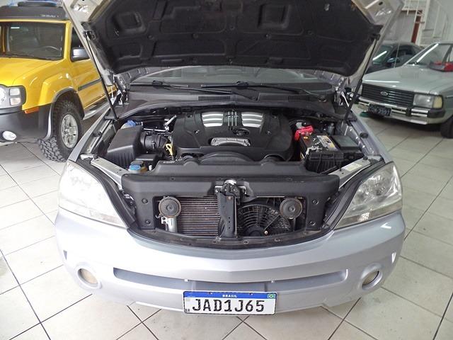 Kia Sorento LX 2.5 - 2005 - Foto 4