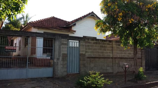 Oportunidade única! Casa e terreno (407m2) no centro de Matão - SP