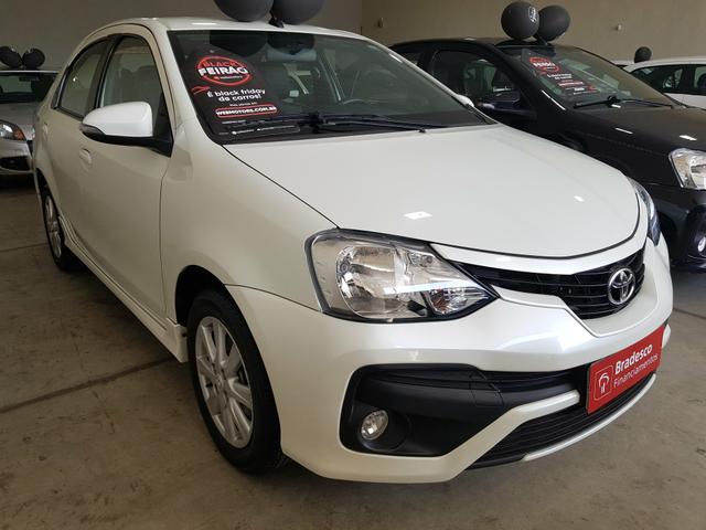 Etios sedan XLS Aut 2018 - Foto 5