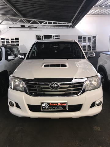 Hilux srv 14/14, com controle de estabilidade - Foto 2