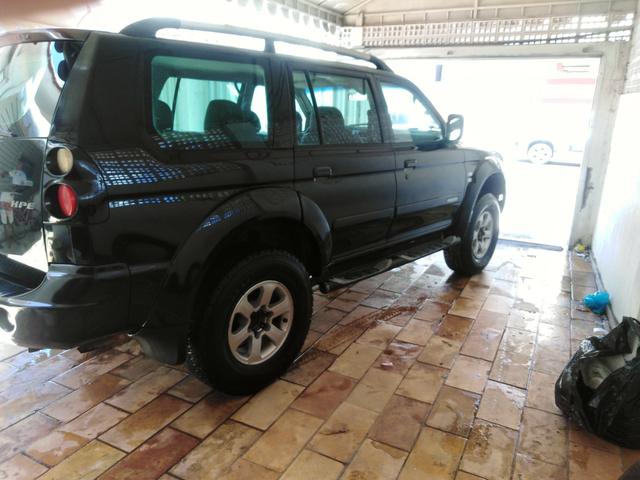 Pajero Sport 4*4 Diesel - Foto 9