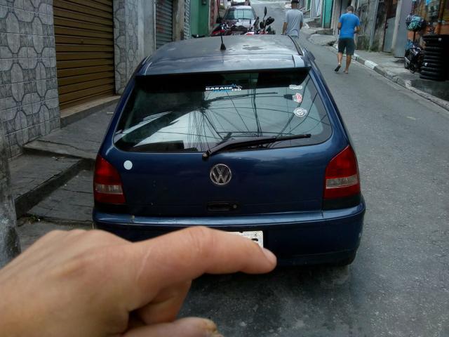 Vendo gol G3 turbo pra tirar peças está sem motor
