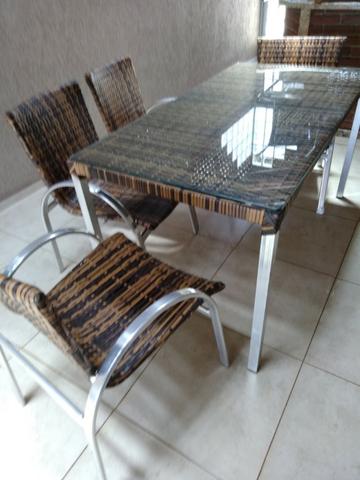 Jogo de Mesa e Cadeira - Foto 2