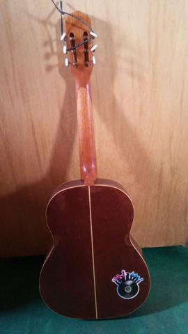 Vende se este violão