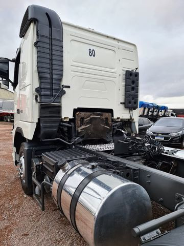 Caminhão Volvo FH460 6x2 trucado - Único dono - Foto 5