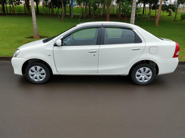 Toyota Etios 2013 XS 1.5 completo - Foto 2