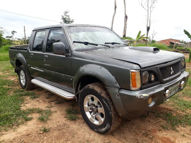 L200 GLS $ 23 mil - Foto 2