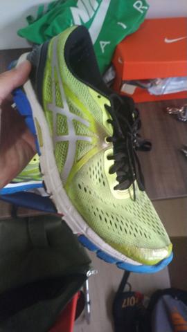 Tênis asics